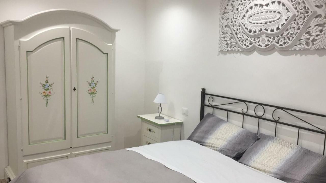 A Casa Di Antonietta Villa Palermo Bagian luar foto